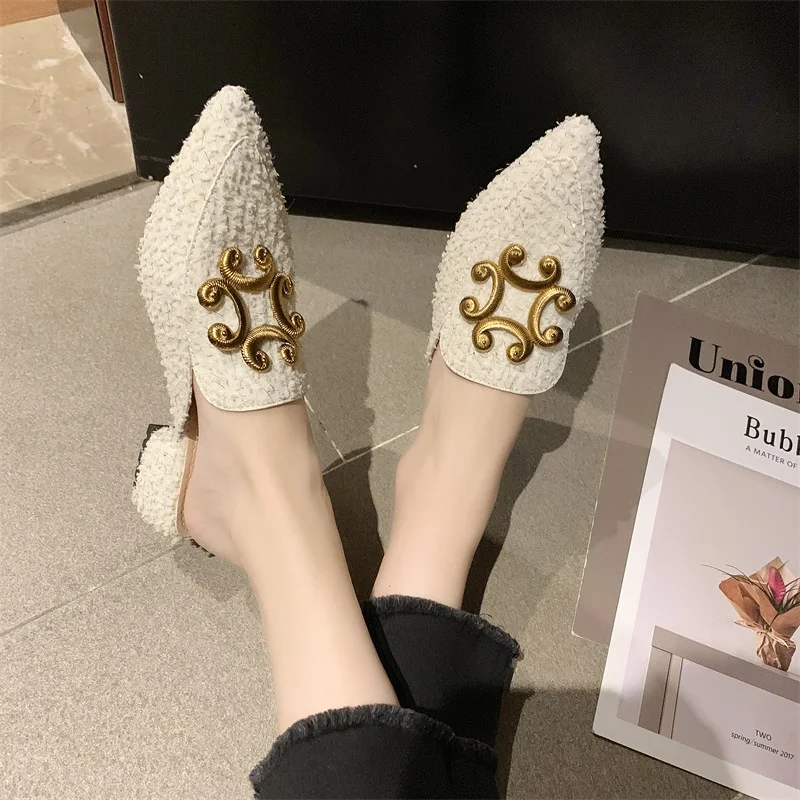 Miaoguan חורף חדש נקי גבירותיי נעלי הפרווה המזויפת פרדות שקופיות נעלי נשים הקשת קשר מחודד בוהן מרובע באמצע עקבים הנעל אישה התמונה 4